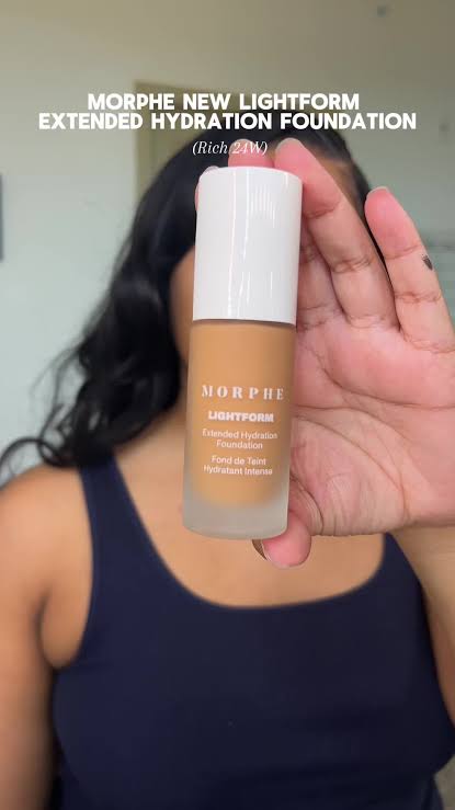 Morphe Lightform Extended Hydration Foundation in Rich 24W….Msrp$20